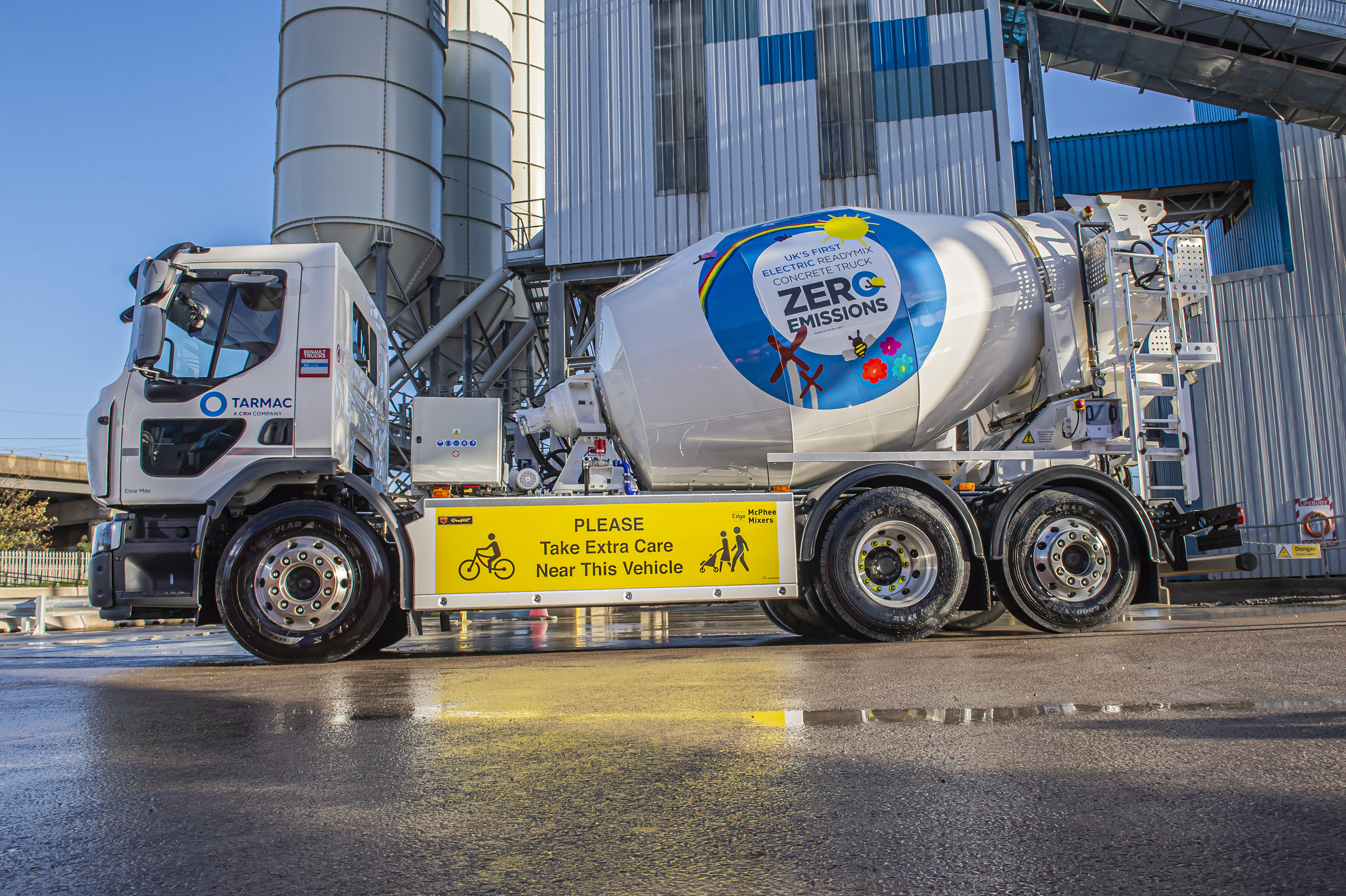 Picture of Tarmac vehicle with branding